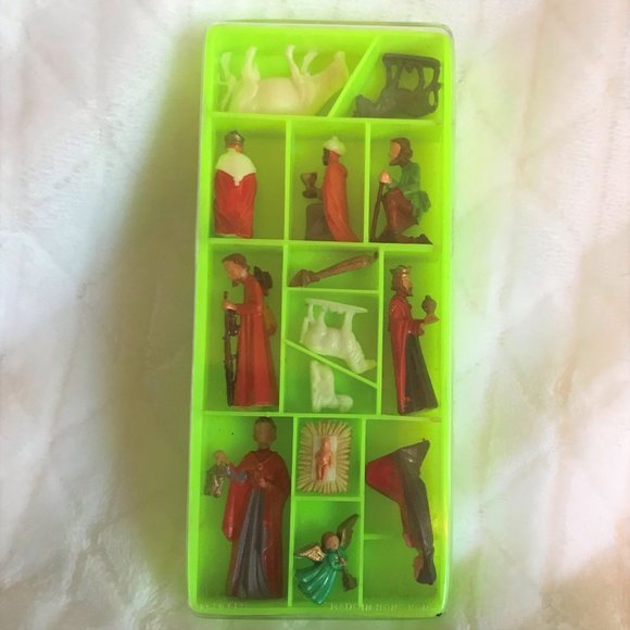 Other - Tiny Christmas Nativity Scene